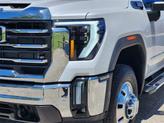 Thumbnail of 2025 White Frost Tricoat GMC Sierra 3500