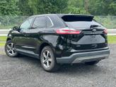 Thumbnail of 2021 Agate Black Metallic Ford Edge