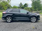 Thumbnail of 2021 Agate Black Metallic Ford Edge