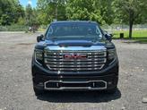 Thumbnail of 2022 Onyx Black GMC Sierra 1500