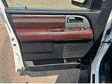 Thumbnail of 2017 White Platinum Metallic Tri-Coat Ford Expedition EL