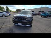Thumbnail of 2024 Diamond Black Crystal Pearlcoat Jeep Grand Cherokee L