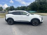 Thumbnail of 2025 Aspen White Tricoat Nissan Kicks