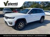 Photo of 2025 Bright White Clearcoat Jeep Grand Cherokee