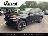 Photo of 2025 Diamond Black Crystal Pearlcoat Jeep Grand Cherokee