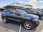 Photo of 2020 Diamond Black Crystal Pearlcoat Jeep Grand Cherokee