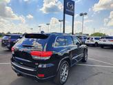 Thumbnail of 2020 Diamond Black Crystal Pearlcoat Jeep Grand Cherokee