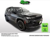 Thumbnail of 2024 Diamond Black Crystal Pearlcoat Jeep Grand Cherokee