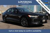 Photo of 2024 Onyx Black Metallic Volvo S60 Recharge Plug-In Hybrid