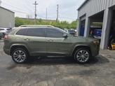 Thumbnail of 2019 Olive Green Pearlcoat Jeep Cherokee
