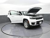 Thumbnail of 2025 Bright White Clearcoat Jeep Grand Cherokee L