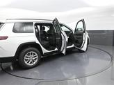 Thumbnail of 2025 Bright White Clearcoat Jeep Grand Cherokee L