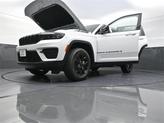 Thumbnail of 2025 Bright White Clearcoat Jeep Grand Cherokee