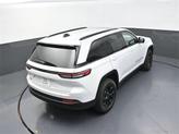 Thumbnail of 2025 Bright White Clearcoat Jeep Grand Cherokee
