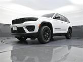Thumbnail of 2025 Bright White Clearcoat Jeep Grand Cherokee