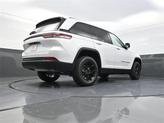 Thumbnail of 2025 Bright White Clearcoat Jeep Grand Cherokee