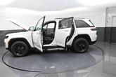 Thumbnail of 2025 Bright White Clearcoat Jeep Grand Cherokee