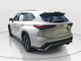 Thumbnail of 2022 Pearl Toyota Highlander