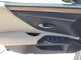 Thumbnail of 2025 Pearl Lexus ES 350