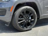 Thumbnail of 2023 Baltic Gray Metallic Clearcoat Jeep Grand Cherokee