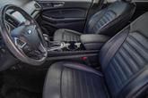 Thumbnail of 2017 White Platinum Tri-Coat Metallic Ford Edge