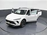 Thumbnail of 2025 White Frost Tricoat Buick Envision