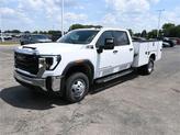 Thumbnail of 2025 Summit White GMC Sierra 3500