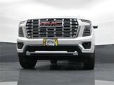Thumbnail of 2025 White Frost Tricoat GMC Yukon XL