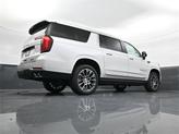Thumbnail of 2025 White Frost Tricoat GMC Yukon XL
