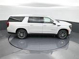 Thumbnail of 2025 White Frost Tricoat GMC Yukon XL