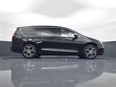 Thumbnail of 2024 Diamond Black Crystal Pearlcoat Chrysler Pacifica