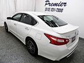 Thumbnail of 2016 White Nissan Altima
