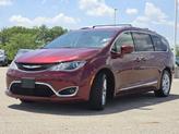 Thumbnail of 2018 Velvet Red Pearlcoat Chrysler Pacifica