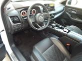 Thumbnail of 2022 Pearl White Tricoat/Super Black Nissan Rogue