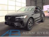 Photo of 2025 Platinum Grey Metallic Volvo XC60