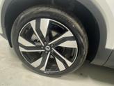Thumbnail of 2025 Crystal White Volvo XC40