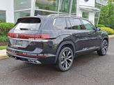 Thumbnail of 2025 Deep Black Pearl Effect Volkswagen Atlas