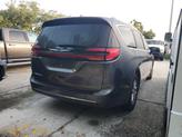 Thumbnail of 2021 Granite Crystal Metallic Clearcoat Chrysler Pacifica