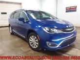 Photo of 2018 Ocean Blue Metallic Chrysler Pacifica