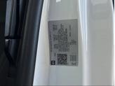 Thumbnail of 2022 Summit White Chevrolet Colorado
