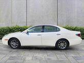 Thumbnail of 2002 White Lexus ES 300