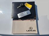 Thumbnail of 2002 White Lexus ES 300