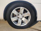 Thumbnail of 2007 White Kia Rondo