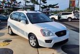 Thumbnail of 2007 White Kia Rondo