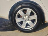 Thumbnail of 2007 White Kia Rondo