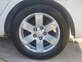 Thumbnail of 2007 White Kia Rondo