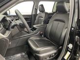 Thumbnail of 2023 Diamond Black Crystal Pearlcoat Jeep Grand Cherokee L