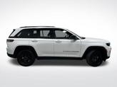Thumbnail of 2024 Bright White Clearcoat Jeep Grand Cherokee
