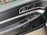 Thumbnail of 2016 Magnetic Ford Explorer