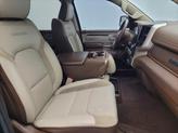 Thumbnail of 2019 Diamond Black Crystal Pearlcoat RAM 1500